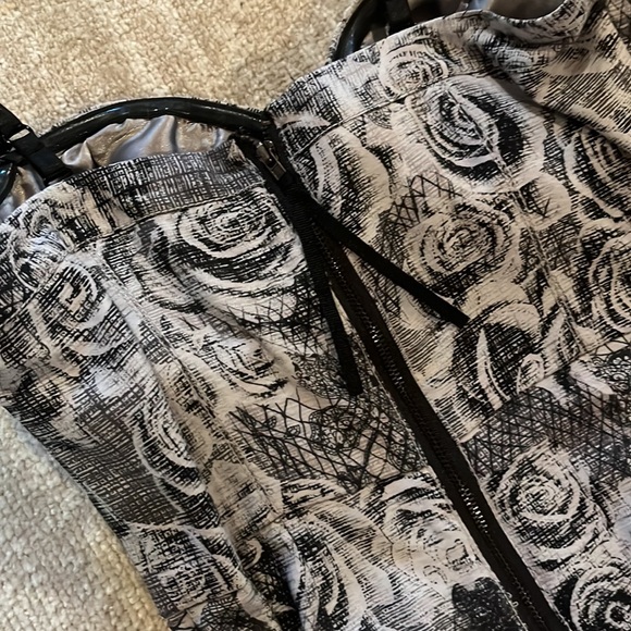 Guess Floral Bustier floral mini - Picture 3 of 7